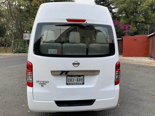Nissan Urvan 2.5 12 Pas Aa Pack Seguridad Mt 2017