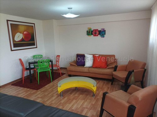 Imagen 3 de 13 de Espacioso Apartamento En Venta Colinas De Los Ruices 23-9067