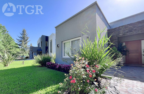 Casa Exclusiva En Miralagos