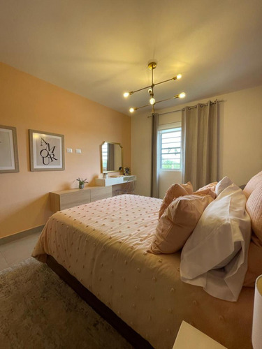 Casa En Venta En Colonia Altabrisa, Apodaca, Nuevo León
