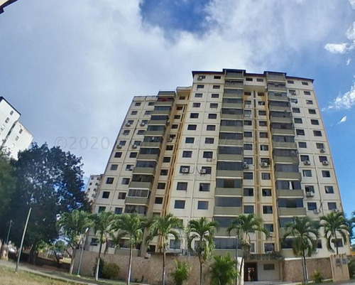 Imagen 1 de 30 de Apartamentos En Venta Las Guacamayas Cabudare 21-14743 @m