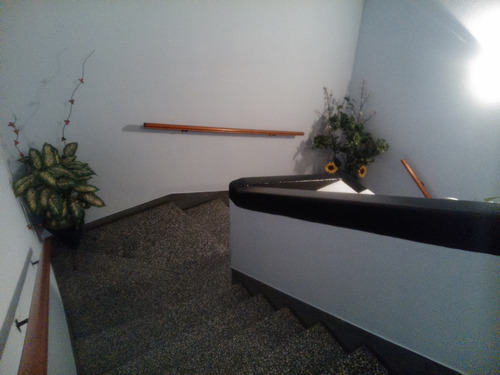 Alquiler Apartamento 2 Dormitorios Buceo Impecable. Dueño