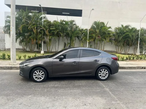 Mazda 3 2.0 Touring At