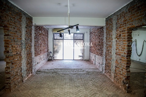 Local Comercial En Nueva Los Leones Esq. Andrés Bello