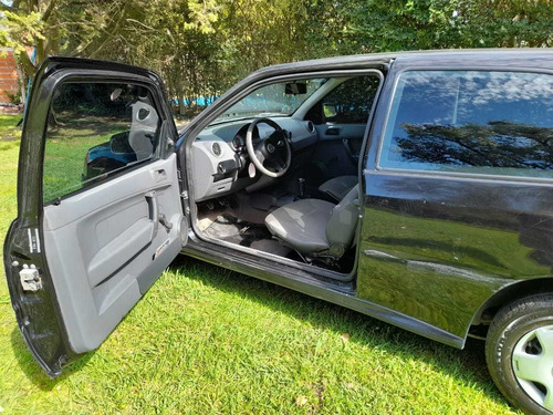 Volkswagen Gol 1.6 I Power 701 2010
