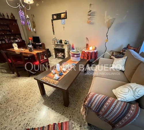 Venta: Casa De 3 Ambientes Con Garage. P. Avellaneda.