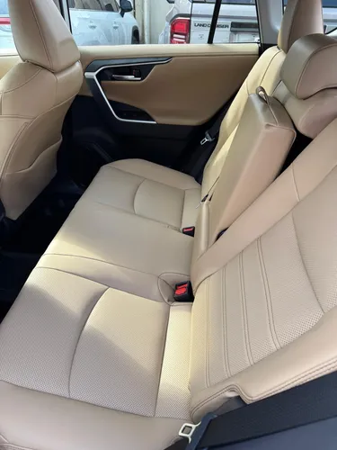 Toyota RAV4 Limited Hybrid