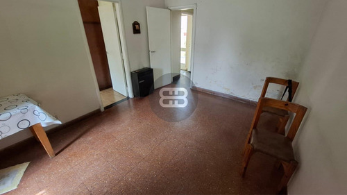 Casa En Lote Propio Con Patio Y Terraza
