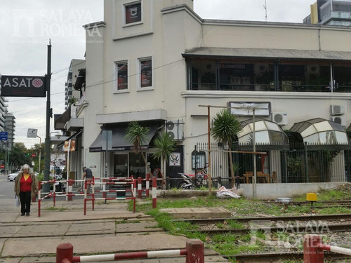 Imagen 10 de 17 de Alquiler - Local - Olivos - 2 Plantas - Estacion Olivos - Ferrocarril