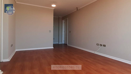 Departamento En Arriendo De 2 Dorm. En Centro De Concepción
