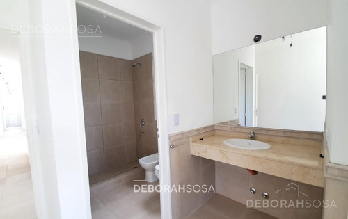 Imagen 6 de 24 de Exclusiva Casa En Venta - El Cantón