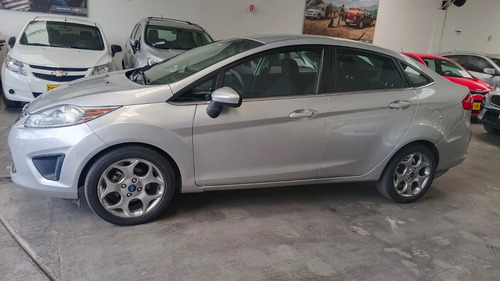 Ford Fiesta 1.6 At