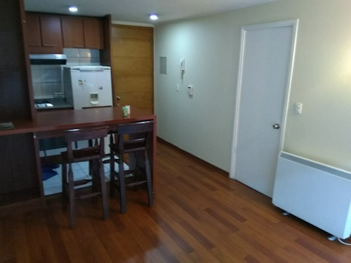 Imagen 3 de 13 de Amplio Departamento Oportunidad Excelente Estado En Ñuñoa