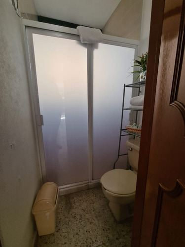 Venta De Hotel En El Centro Histórico, Con Opción A Diversos Giros Y Con Plusvalía Privilegiada, Ya Que Cuenta Con Uso Comercial Y De Servicios E Informe De Uso De Suelo Habitacional-comercial Y/o De