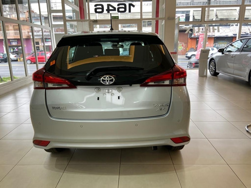 Imagen 8 de 15 de Toyota Yaris 5p Xls Cvt My 2023 Reserva De Cupo Mr
