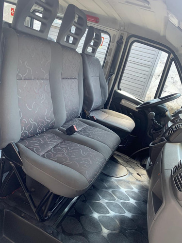 Fiat Ducato 2.3 Minibus 16l Tdi Mjet 2013 Baixo Km
