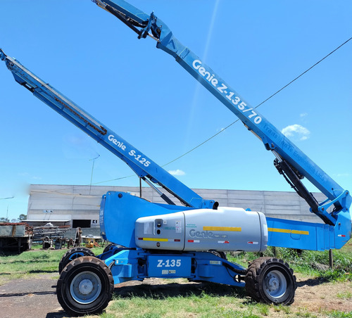 Plataforma Aérea Genie Z-135/70 Com Lança Articulada