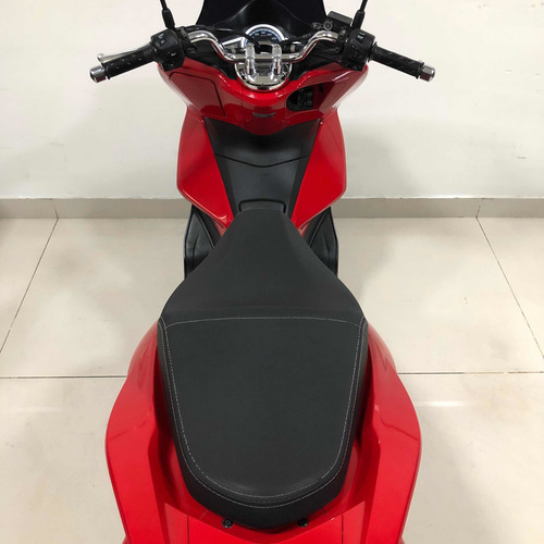 Imagen 2 de 21 de Scooter Honda Pcx 150 Usada Cuotas Creditos Dni Permutas