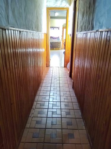 Imagen 11 de 15 de Casa En Banfield Oeste, Zonificación R2-1