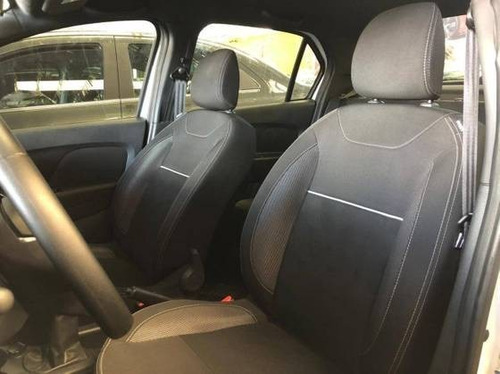 Imagem 4 de 9 de Renault Logan 1.6 16v Sce Zen 2020