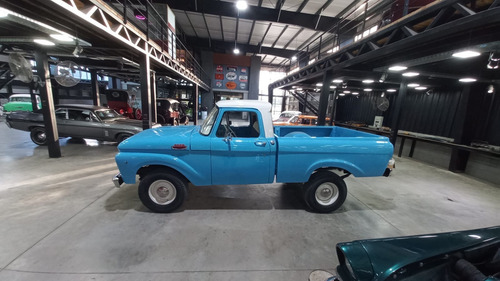 Ford F-100 4.2 V8