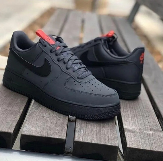nike air force one gris con negro
