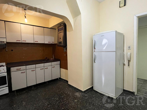 Alquiler Departamento 3 Ambientes Con Patio En Lanus Centro