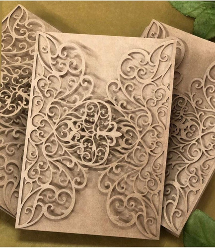 Imagem 2 de 5 de 10 Convite De Casamento Chique Rendado Arabescos Envelope