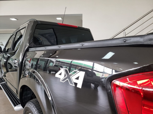 Imagem 12 de 14 de Nissan Frontier 2.3 16v Le 4x4 Cabine Dupla Automático