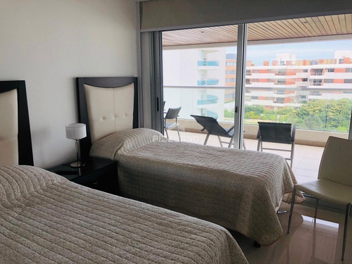 Departamento En Alquiler Playa Brava Con Todos Los Servicios - Ref: 184