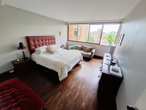 Apartamento En Venta Ubicado En El Poblado Sector Loma De Los Gonzalez (26528).