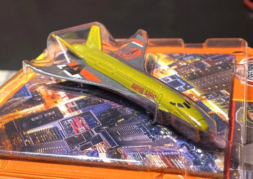 Matchbox Sky Buster Avión Mbx Hypersonic Jet Mattel Verde Musgo
