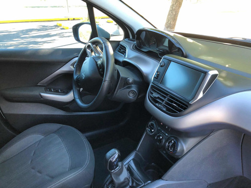 Peugeot 208 1.6 Allure