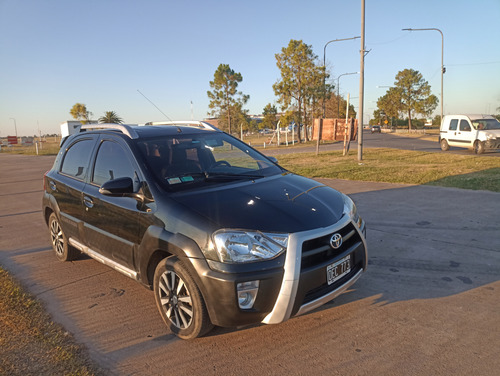 Toyota Etios 1.5 Cross