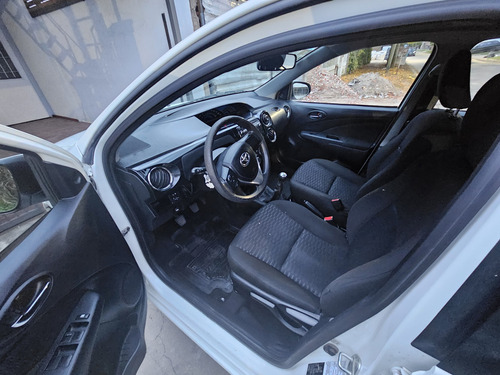 Toyota Etios 1.5 Sedan Xs
