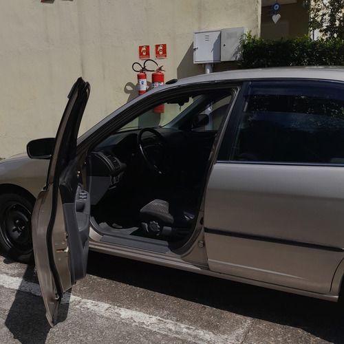 Honda Civic 1.7 Lx 4p