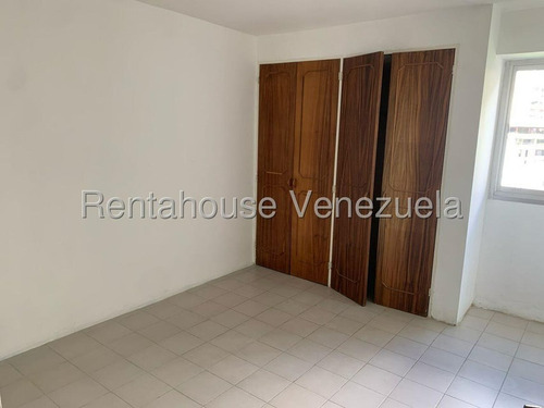 Apartamento Economico De Oportunidad En Venta En Terrazas Del Avila Calle 3 Piso Alto