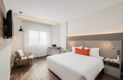 Imagem 2 de 15 de Flat Em Moema Fora Do Pool Confira ! Seu Melhor Investimento! - Sf24815