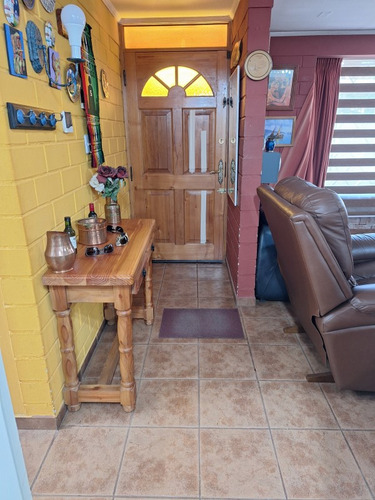 Vende Casa En Paine, A Cuadras Estación Metrotren
