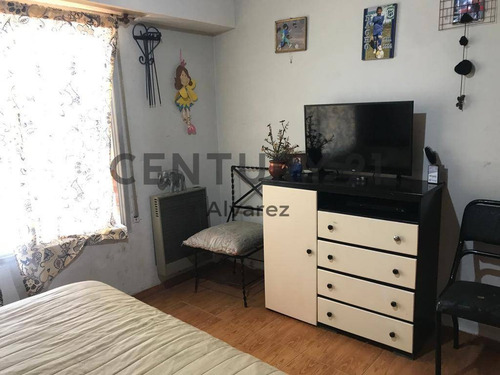 Imagen 15 de 18 de Venta De 3 Propiedades En Bloque Sobre Amplio Lote En Burzaco. 311m2