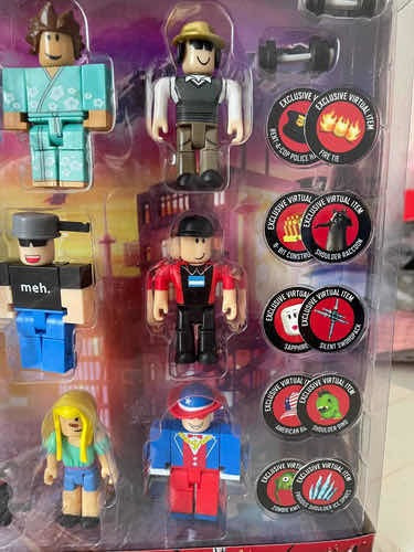Figuras De Acción Roblox Colección De The Vault 20 Códigos
