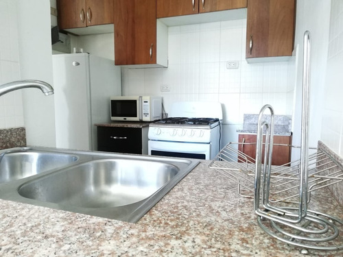 Imagen 6 de 9 de Apartamento En Alquiler Amueblado En Gascue
