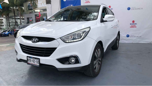 Imagen 2 de 15 de Hyundai Ix 35 2015 5p Limited Navi L4/2.0 Aut