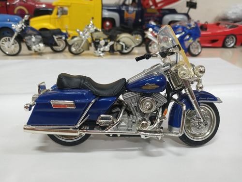 Miniatura Harley Davidson Classic Cruiser 1/18 Maisto #71948 (Usado)