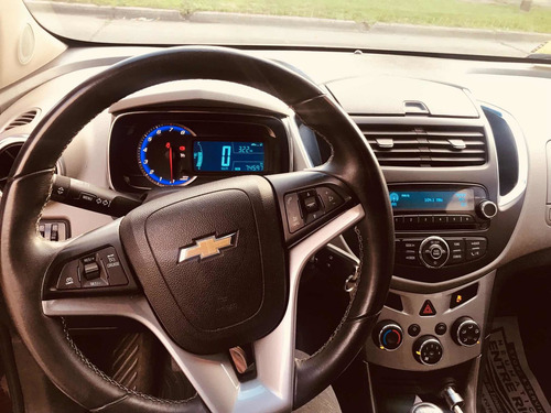 Imagen 4 de 8 de Chevrolet Tracker 1.8 Ltz 140cv 2016