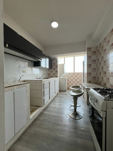 En Venta Apartamento En La Trigaleña, Residencia Gran Pama, Valencia. Maritza Lopez
