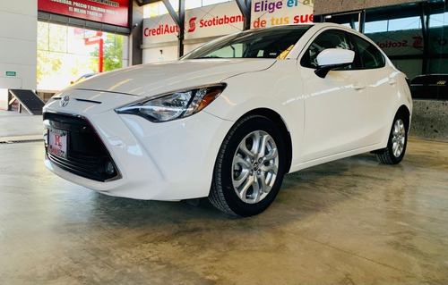 Imagen 1 de 12 de Toyota Yaris Modelo 2018