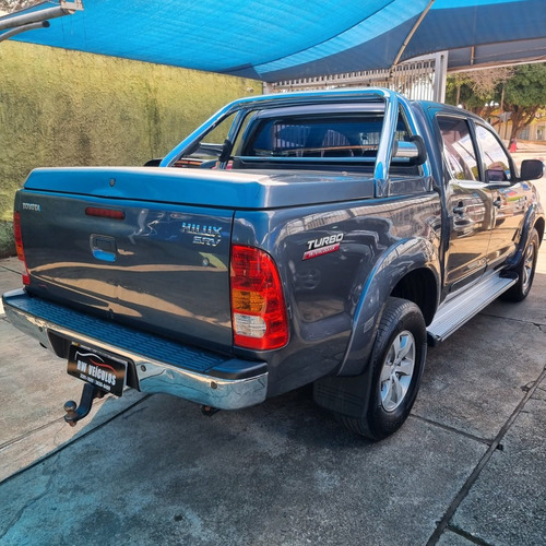 Imagem 3 de 12 de Hilux Srv 3.0 4x2 Diesel 2010, Câmbio Manual
