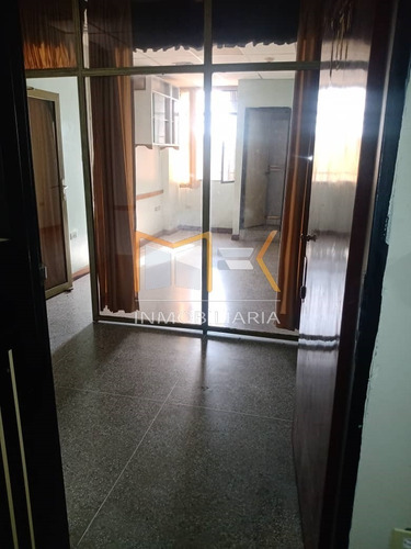 Imagen 4 de 18 de Mk Inmobiliaria Vende Consultorio Médico Mas 6 Acciones En La Policlínica San Juan, San Juan De Los Morros
