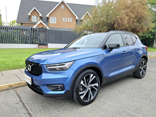 Volvo XC40 T5 R-design